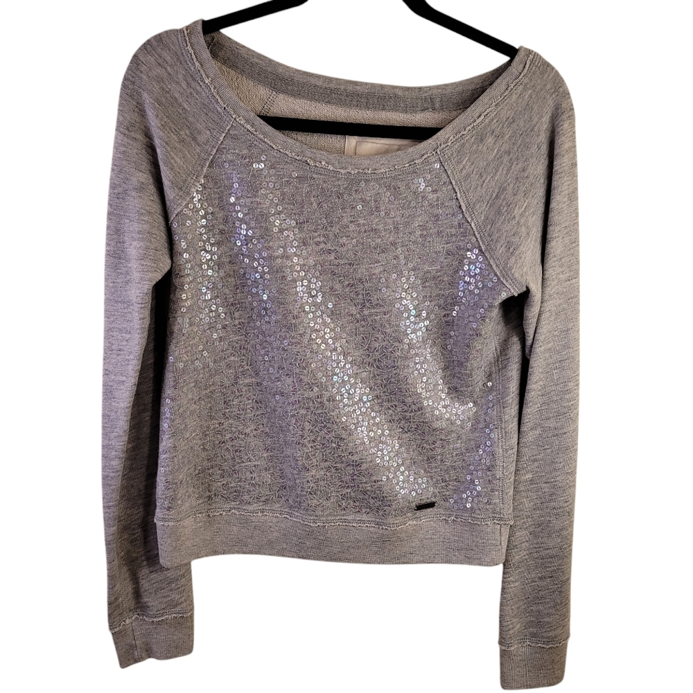 Abercrombie and Fitch gray sequined sweatshirt- S.            D69
